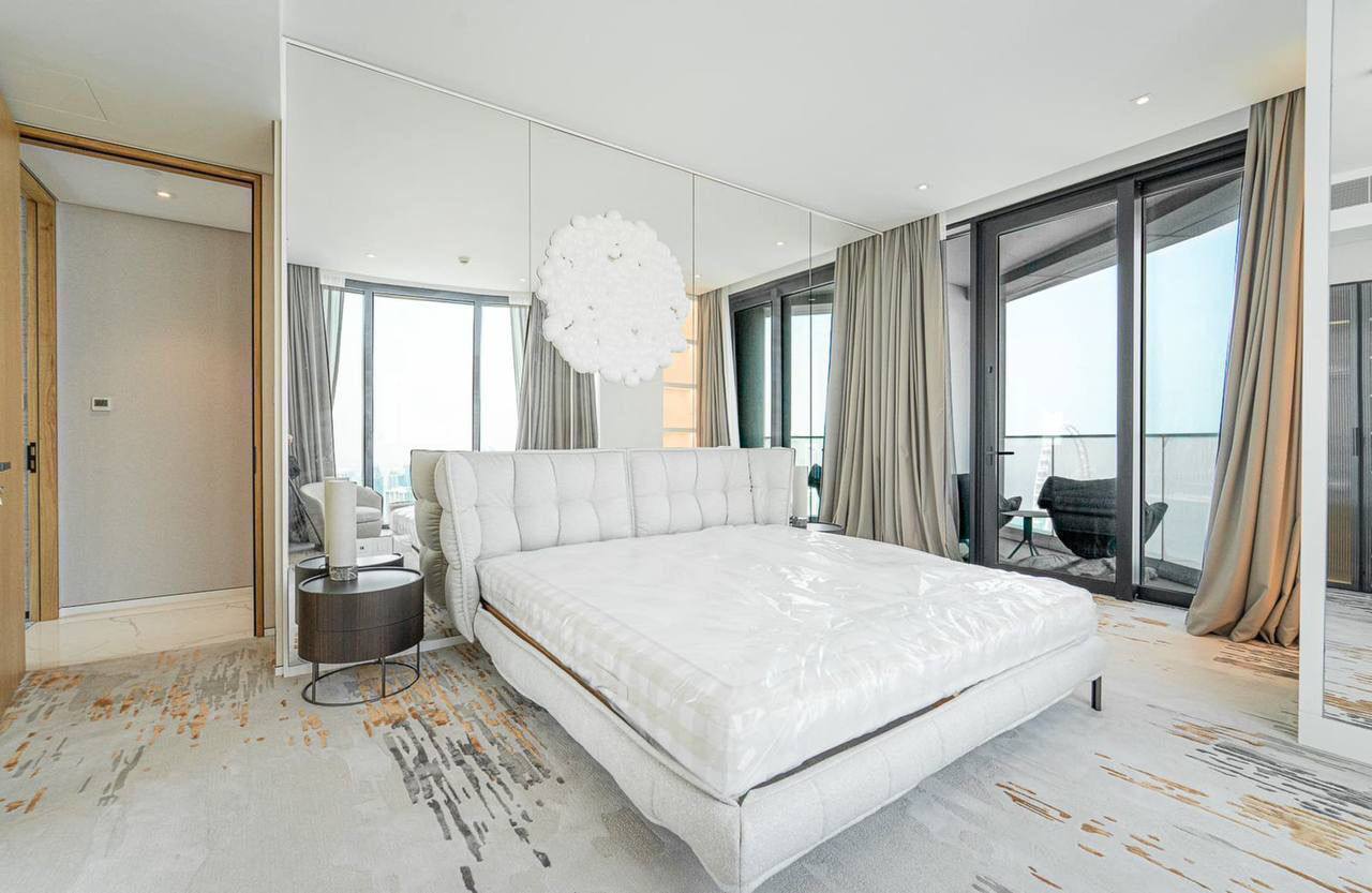 Luxury-4-bedroom-apartment-for-Sale-in-The-Address-Jumeirah-Beach-Residence-Dubai-7