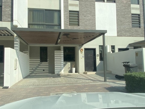 ready-5-bedroom-villa-for-sale-in-dubai